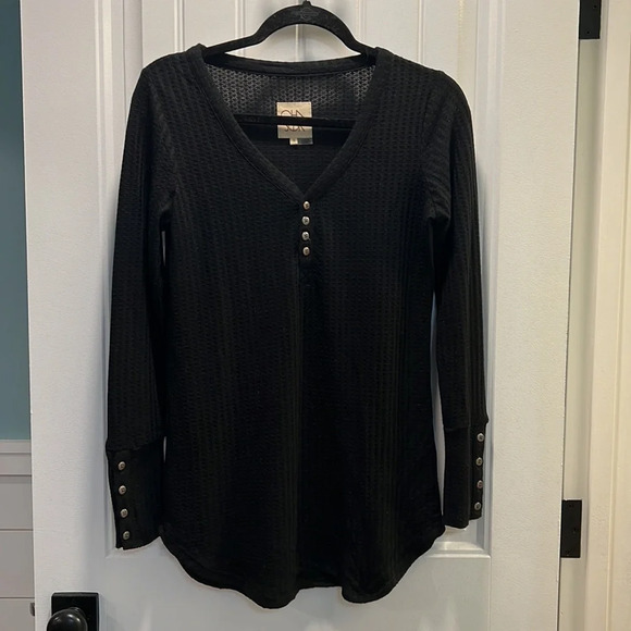 Chaser Black Henley Long Button Sleeved Shirt. Size Small - Picture 3 of 9